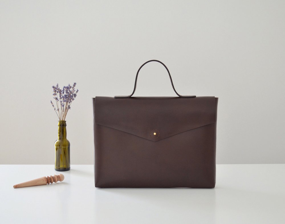 Mollum Vellum leather shows its true colors Made in Town